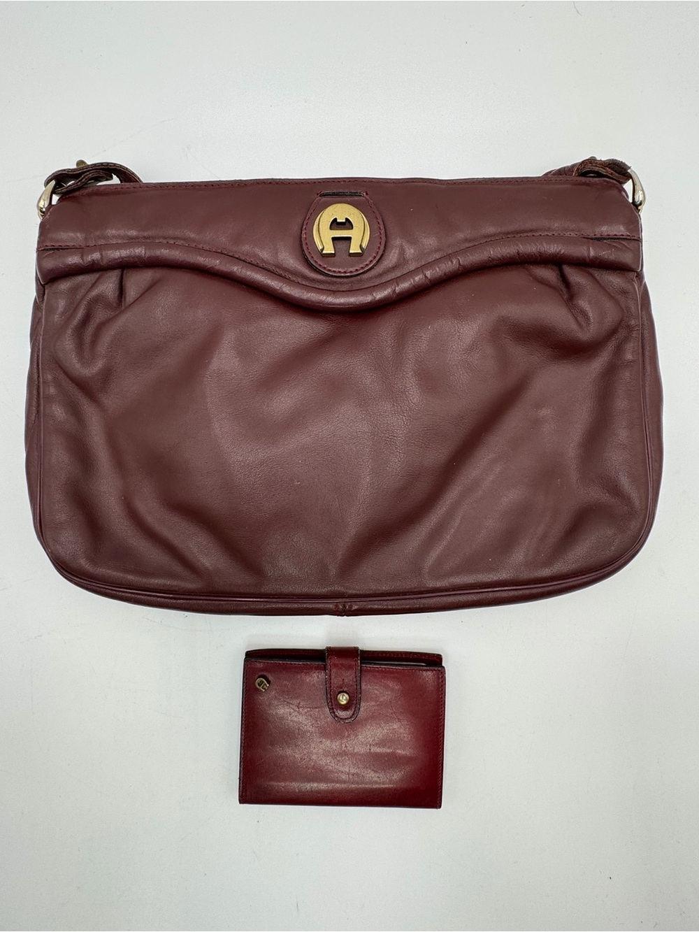 Vintage Etienne Aigner Burgundy Leather Shoulder Bag Purse Wallet Made Italy